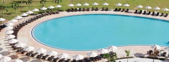 poolside-moven