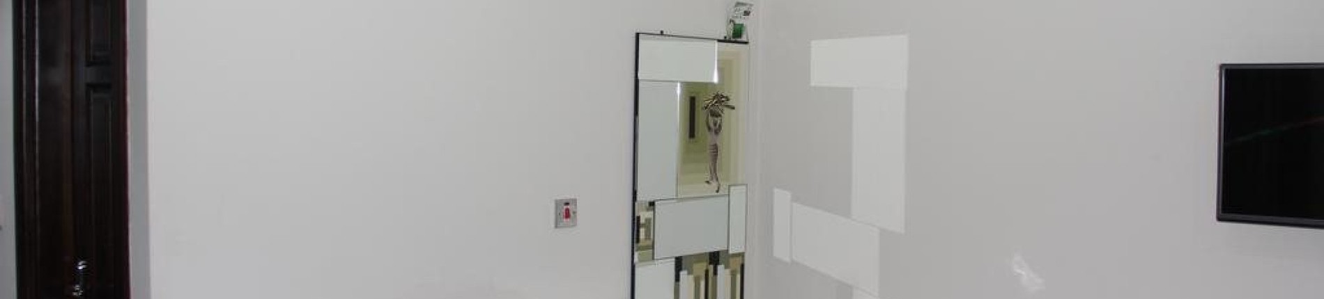 27168_83875857