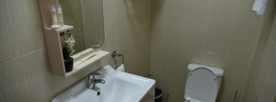 27132_bath